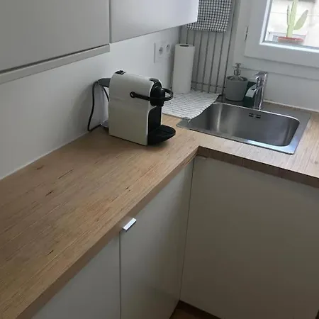 Apartamento Studio Calme Propre Au Coeur Du Canal St Martin Lancry *